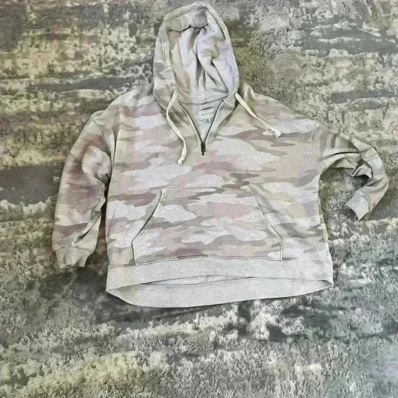 American Eagle Hoodie - Picture 1 of 3